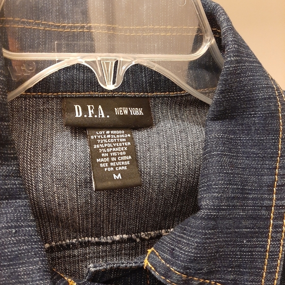 Jean jacket - Picture 2 of 6